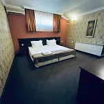 Szálloda Hotel-restaurant Almond Karlovo