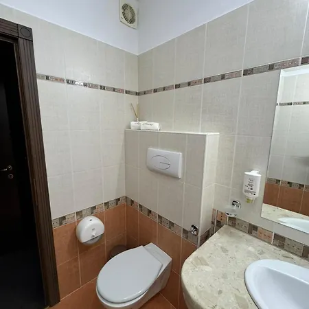 Hotel-restaurant Almond فندق 3*