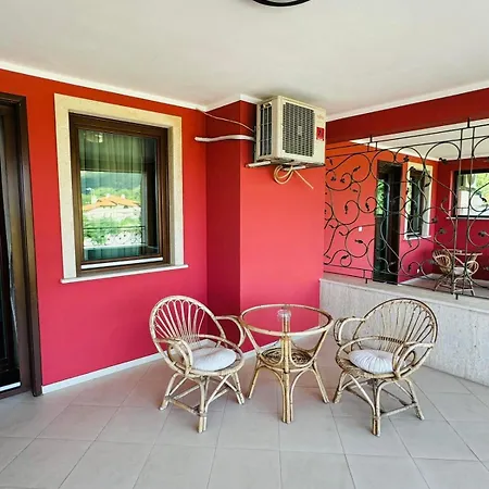 فندق Hotel-restaurant Almond كارلوفو