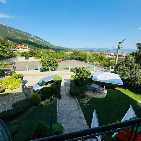 Hotel-restaurant Almond كارلوفو