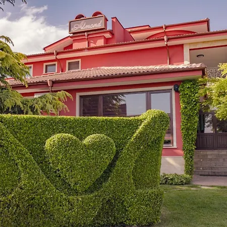 Hotel-restaurant Almond 3* Karlovo