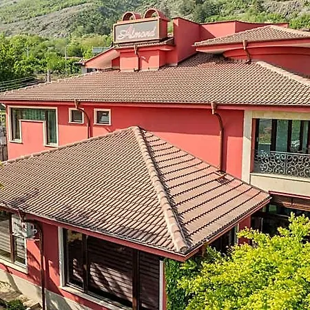 Отель Hotel-restaurant Almond Карлово