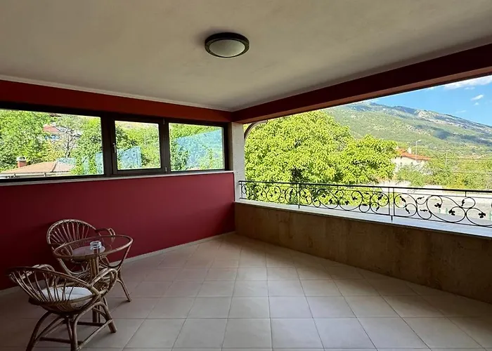 Hotel-restaurant Almond 3* Karlovo