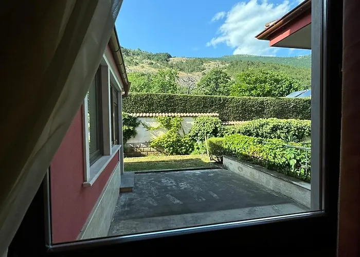 Hotel-restaurant Almond Otel