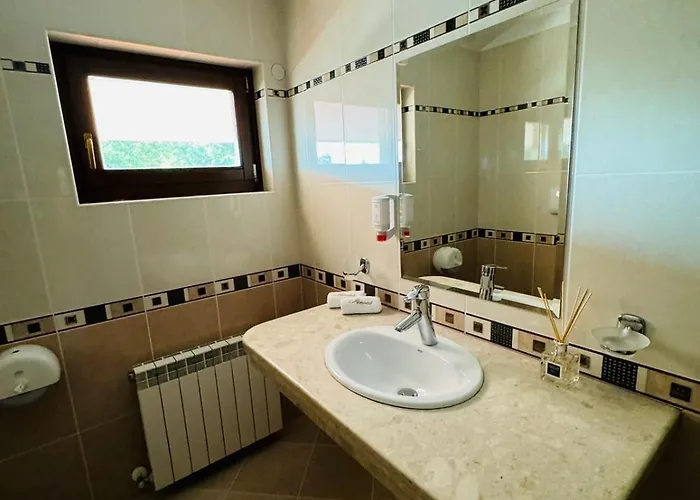 Otel Hotel-restaurant Almond