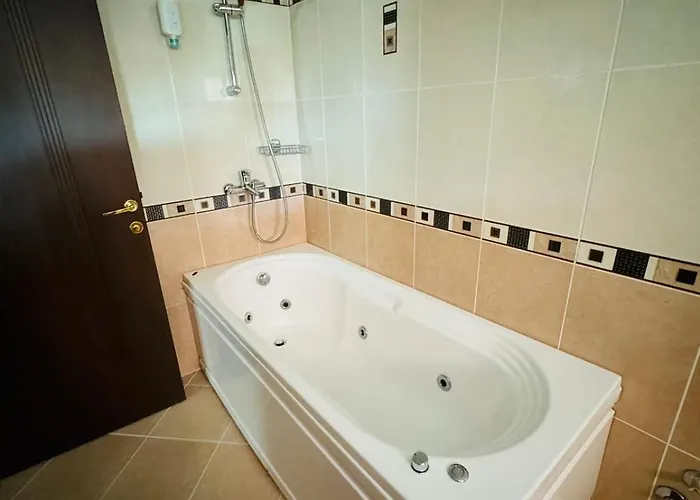 Hotel-restaurant Almond Otel Karlovo