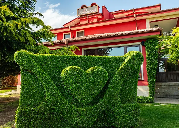 Hotel-restaurant Almond Otel 3*