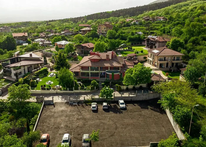 Hotel-restaurant Almond 3*