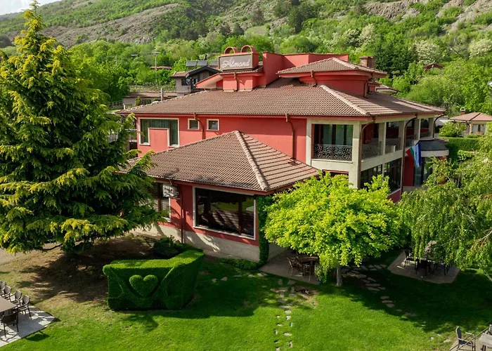 Hotel-restaurant Almond Karlovo