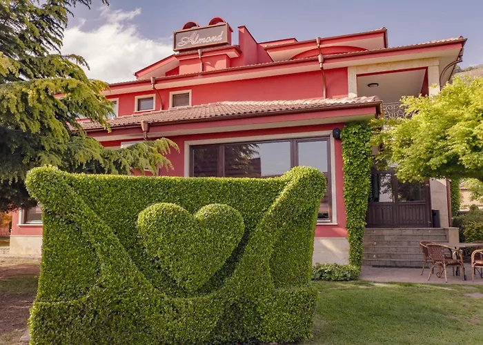 Hotel-restaurant Almond 3* Karlovo