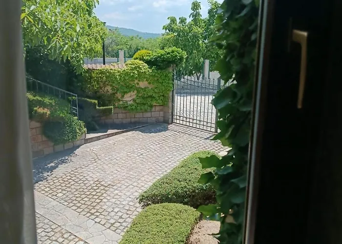 Otel Hotel-restaurant Almond Karlovo